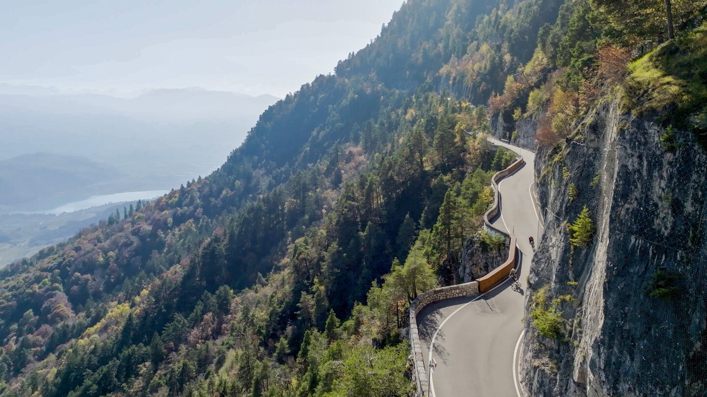 Mendelpass mit dem Fahrrad fahren. Kaltern Südtirol. Foto: Salvemini
